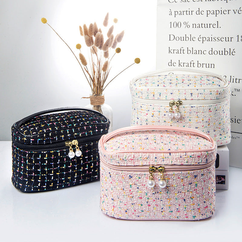 High-End Portable Square Flannel Travel Bag